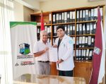 ENTREGA DE RECONOCIMIENTO AL ESTUDIANTE ELÍAS SOTO