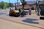 PROSIGUEN LOS TRABAJOS DE BACHEO EN LA AVENIDA JUAN E’ OLEARY