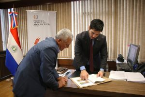 El ministro de la Niñez y la Adolescencia, recibió al intendente Lic. Nelson Cano