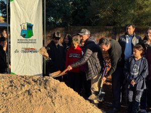PALADA INICIAL EN LA ESCUELA BÁSICA MARISCAL FRANCISCO SOLANO LÓPEZ