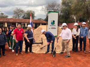 PALADA INICIAL EN EL COLEGIO NACIONAL SAN RAMÓN DEL BARRIO SANTA TERESA