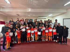 ENTREGA DE RECONOCIMIENTO A LA SELECCIÓN HERNANDARIENSE DE FUTSAL FIFA