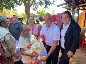 ENTREGA DE KITS DE ALIMENTOS EN EL ASENTAMIENTO SANTA CLARA